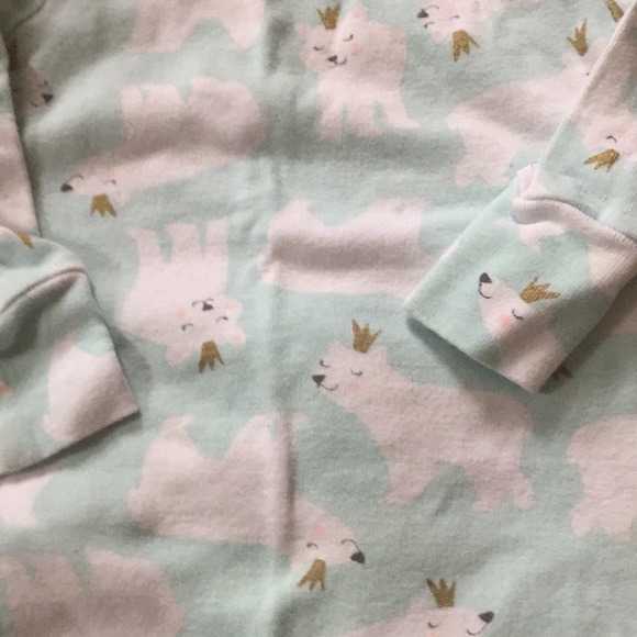 12 month carters pjs - Picture 2 of 2